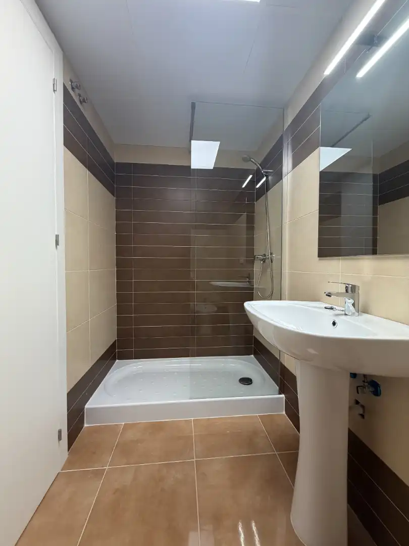 Badezimmer von Wohnung zur Miete in Vícar mit Möbliert, Balkon und Gemeinschaftspool