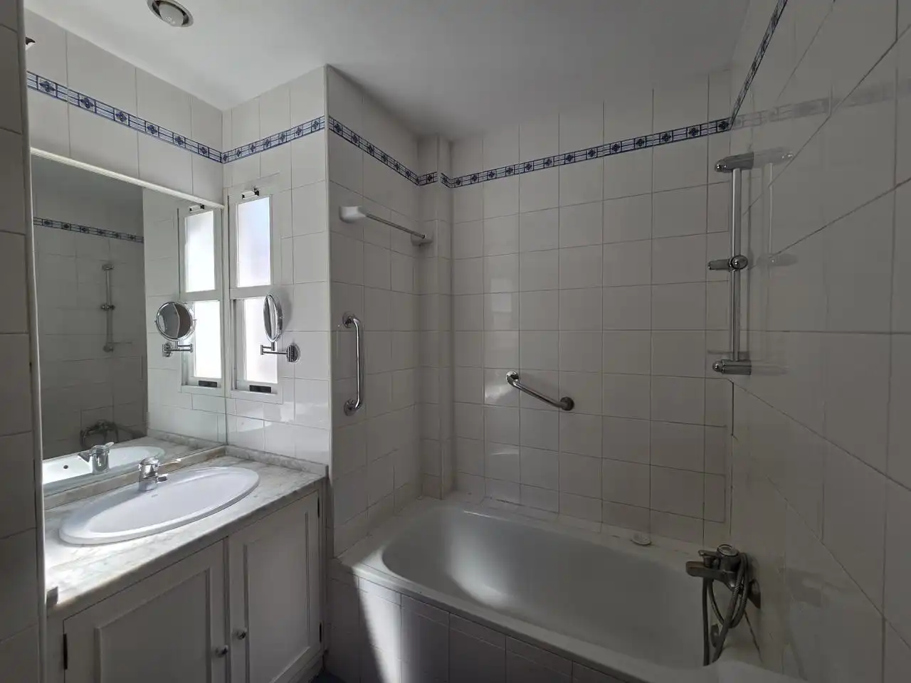 Wohnung zur Miete in Calle de Cavanilles, Pacífico