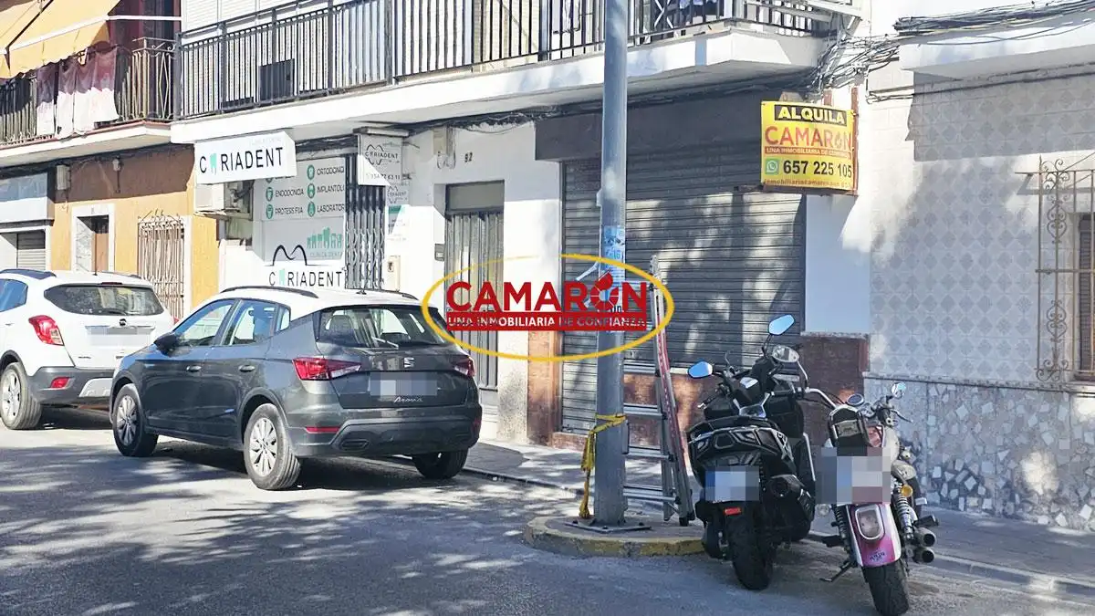 Local commercial à louer à Coria del Río, imagen 4