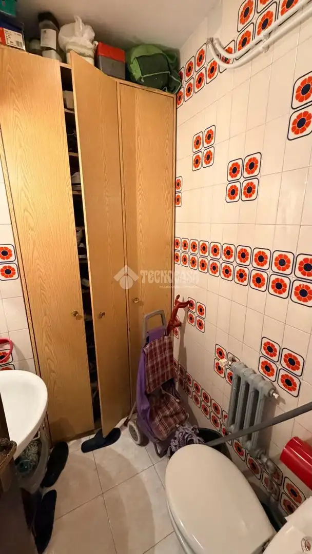 Bany de Pis en venda en Madrid amb Calefacció, Parquet i Terrassa