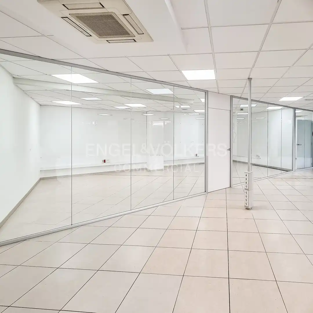 Oficina de alquiler en Eixample