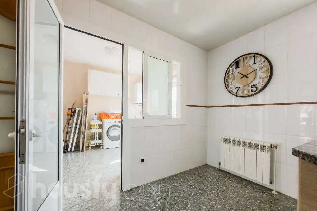 Kitchen of Houses for sale in Mataró  with Air Conditioner, Heating and Terrace