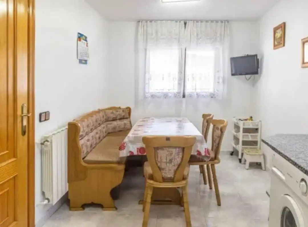 Menjador de Casa o xalet en venda en Folgoso de la Ribera amb Calefacció, Terrassa i Traster