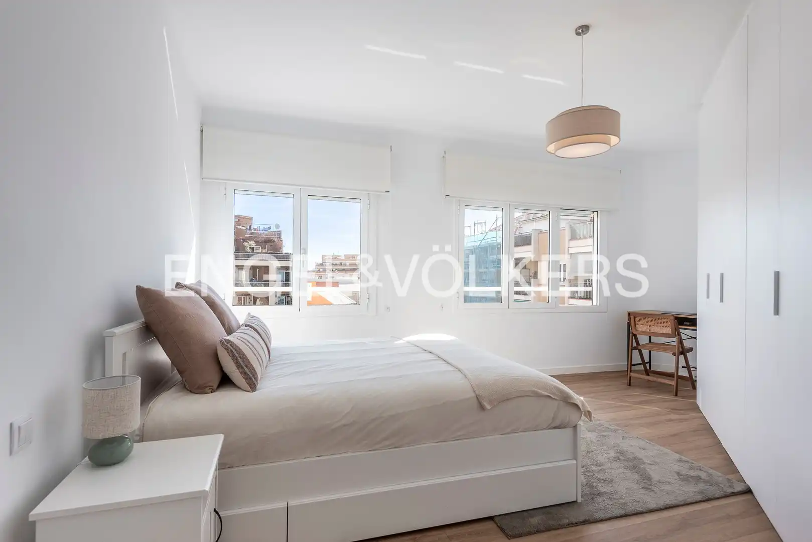 Bedroom of Flat for sale in Barcelona  with Air Conditioner, Heating and Parquet flooring