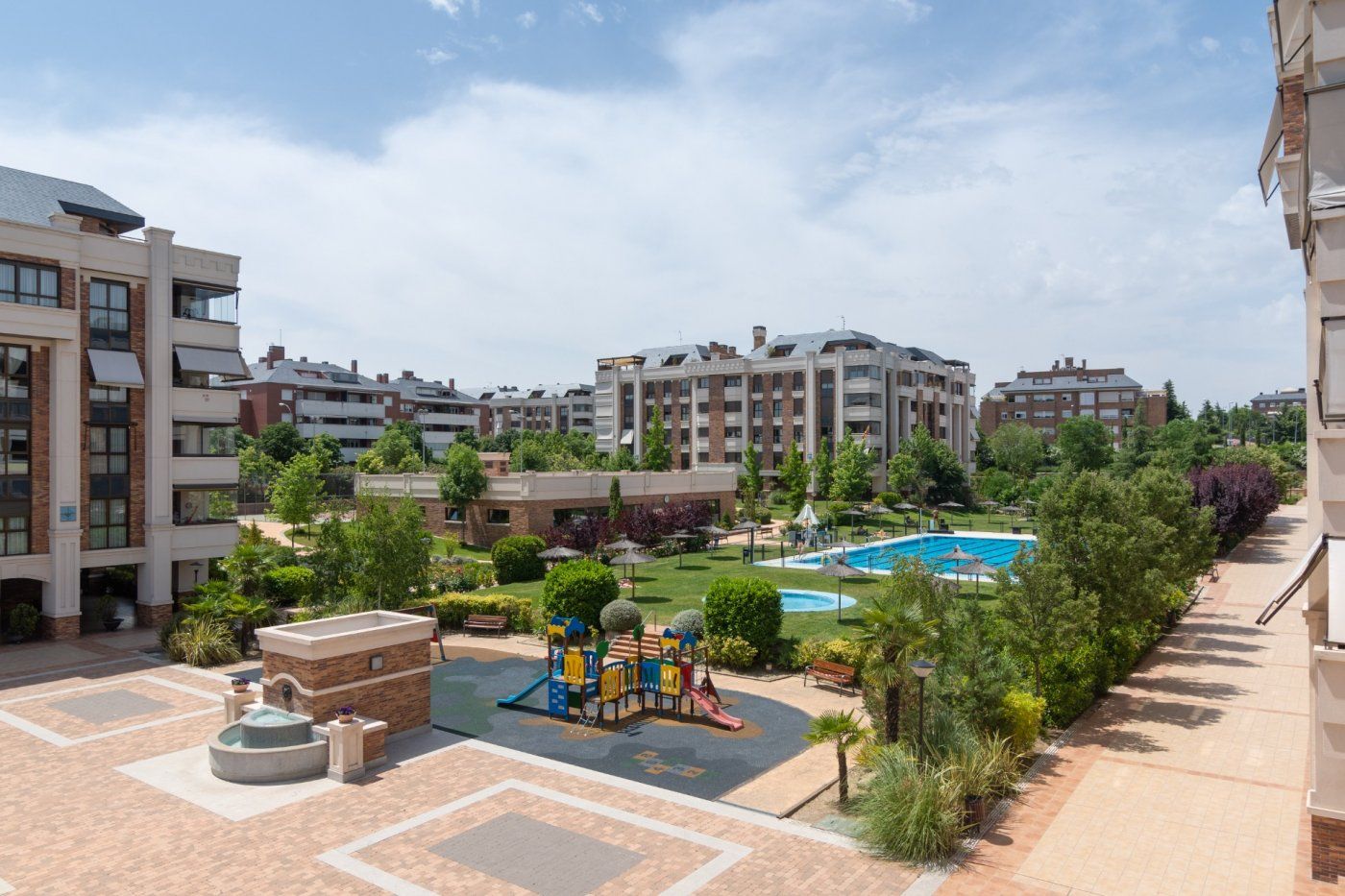 Exterior view of Flat to rent in Majadahonda  with Air Conditioner, Heating and Private garden