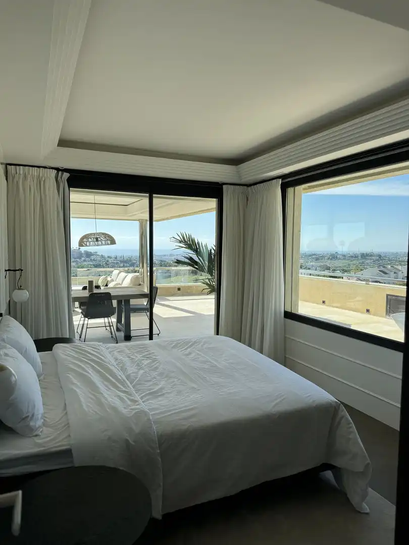 Habitación de Ático de alquiler en Marbella con Aire acondicionado, Terraza y Amueblado