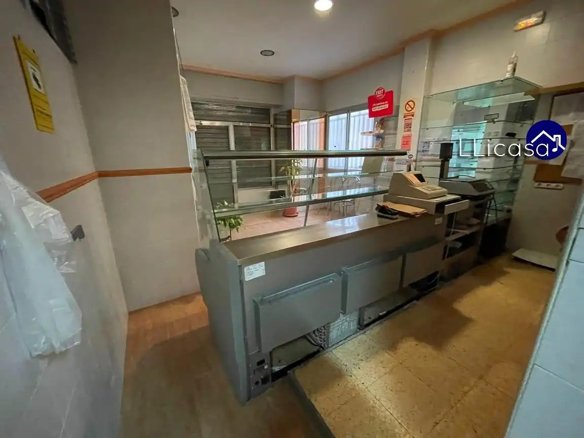 Kitchen of Commercial properties for sale in Pedralba