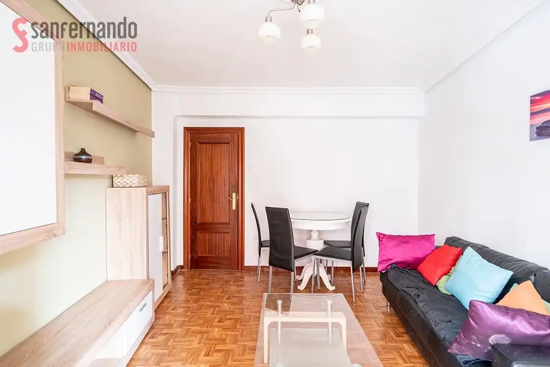 Flat for sale in Calle Secada, Cuatro Caminos