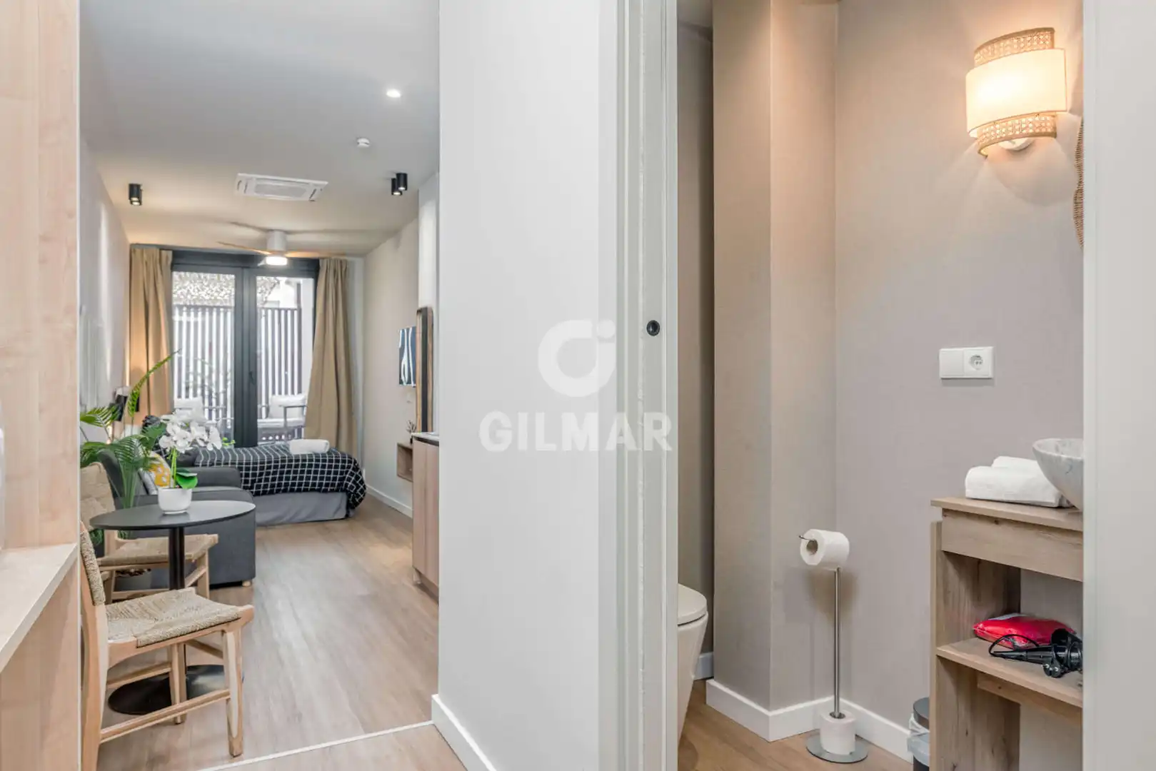 Habitación de Edificio en venta en Sevilla