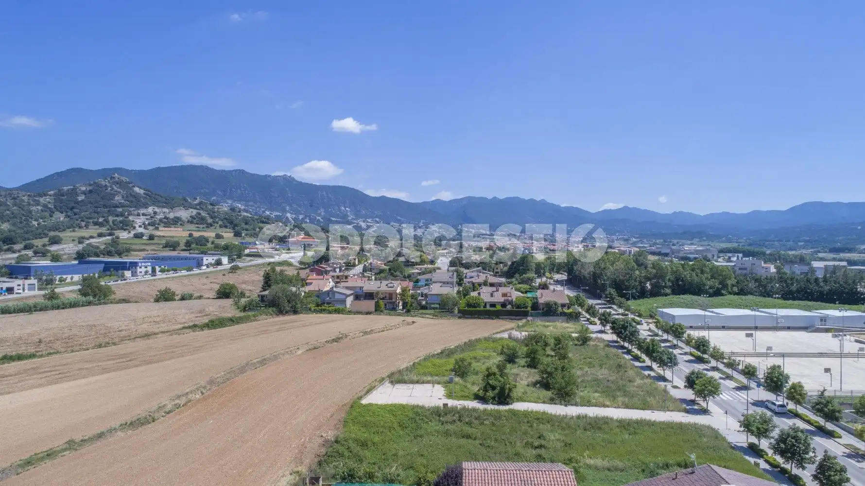 Wohnbaugrundstück zum Verkauf in Torelló