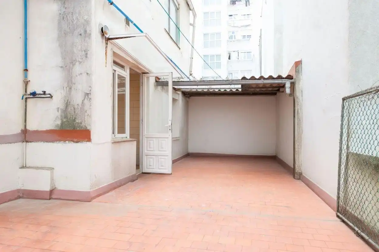 Vista exterior de Planta baja en venta en A Coruña Capital 