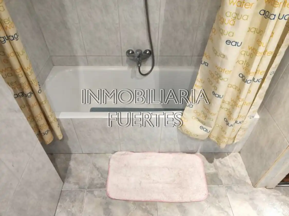 Flat for rent in Avenida de Mariano Andrés, Las Ventas