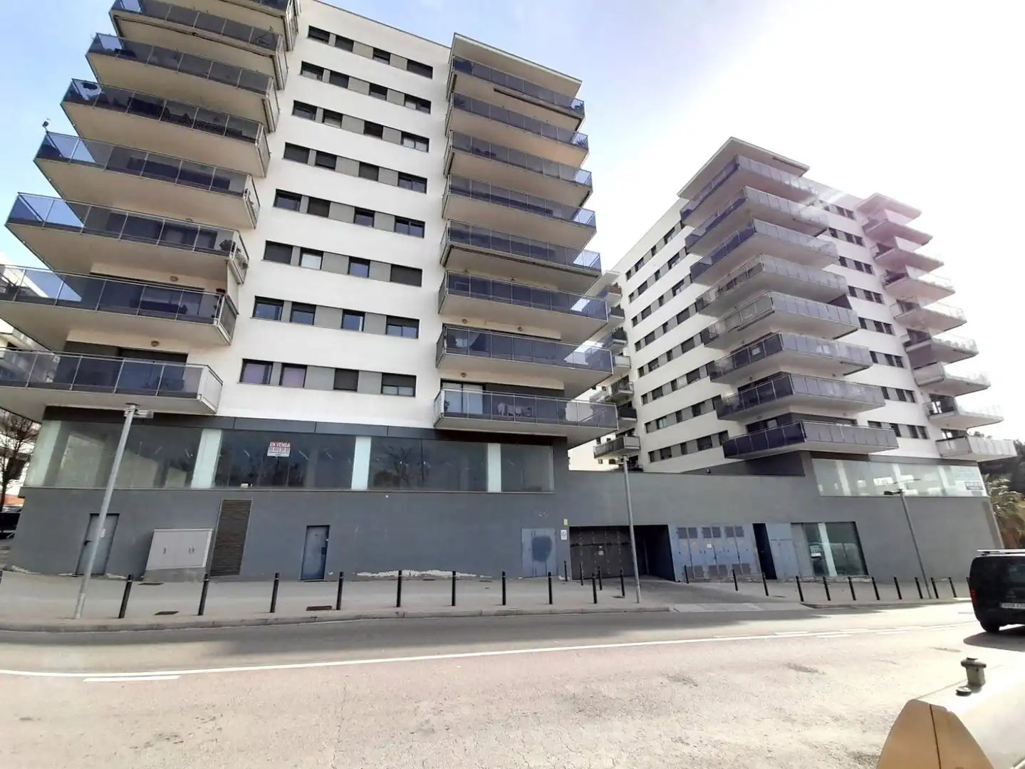 Vista exterior de Garatge en venda en Sant Joan Despí