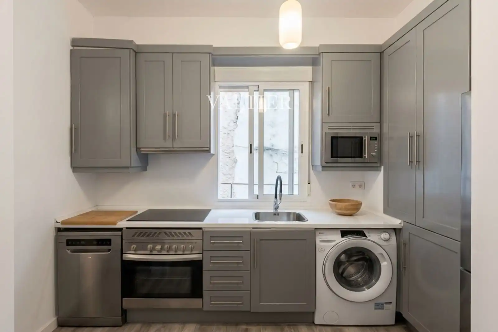 Kitchen of Flat for rent in Madrid  with Air Conditioner, Terrace and Furnished