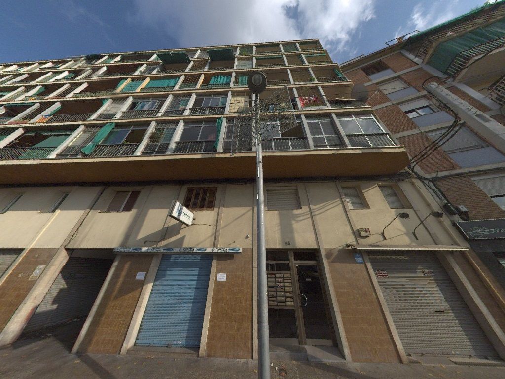 Exterior view of Flat for sale in Girona Capital