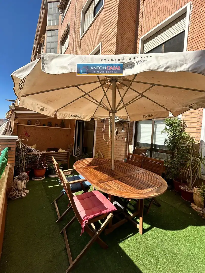 Terraza de Piso en venta en Petrer con Aire acondicionado, Terraza y Amueblado