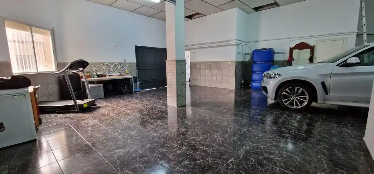 Casa adosada en venda en Totana amb Aire condicionat, Moblat i Balcó
