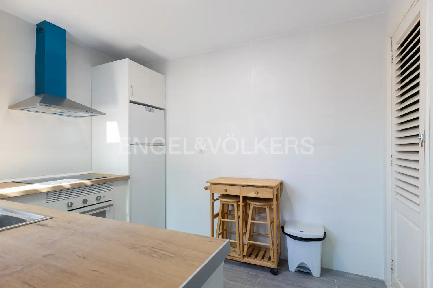 Cocina de Piso de alquiler en Meliana con Calefacción, Terraza y Balcón