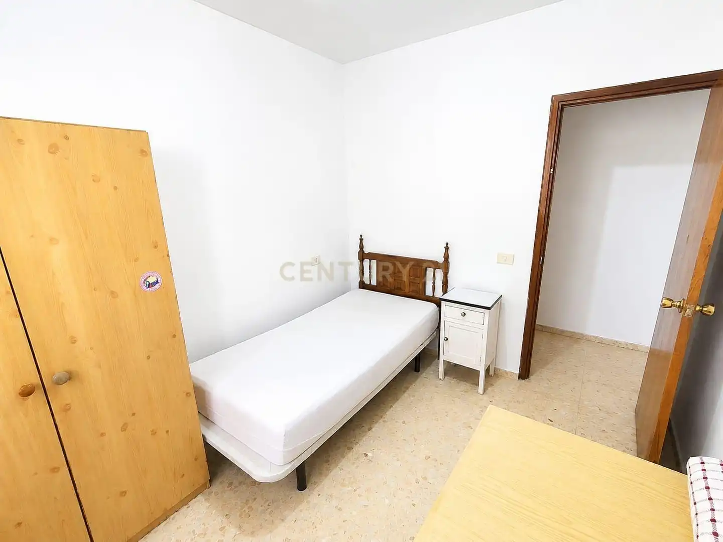 Flat for rent in Avenida de la Bondad, Cáceres‎, Spain, 12, Nuevo Cáceres