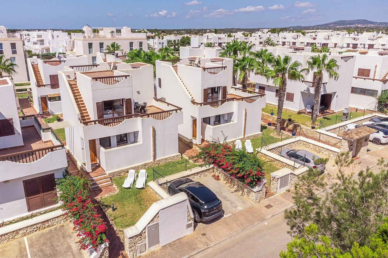 Exterior view of House or chalet for sale in Llucmajor  with Air Conditioner, Heating and Private garden