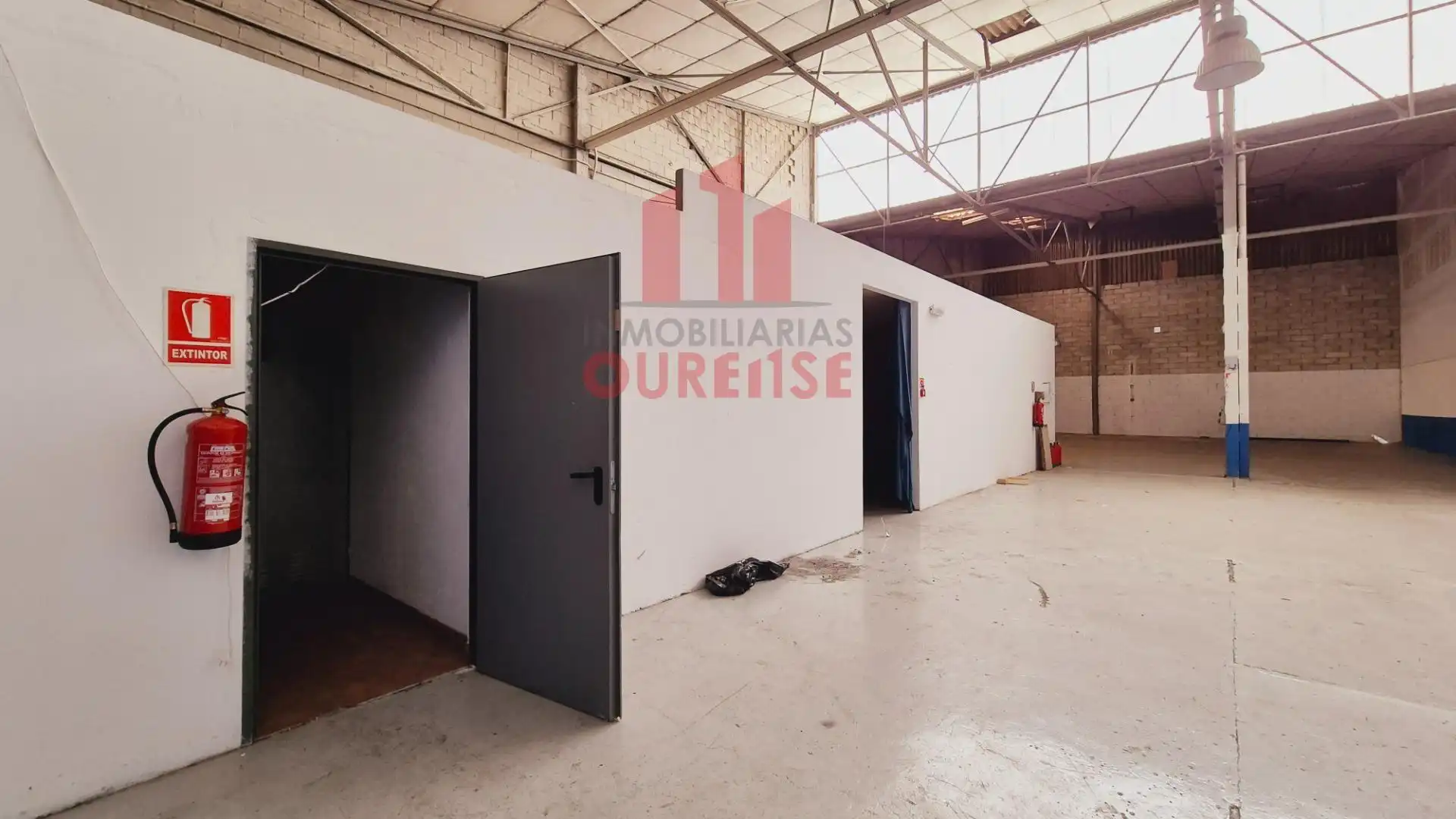 Nave industrial de alquiler en Ventiun