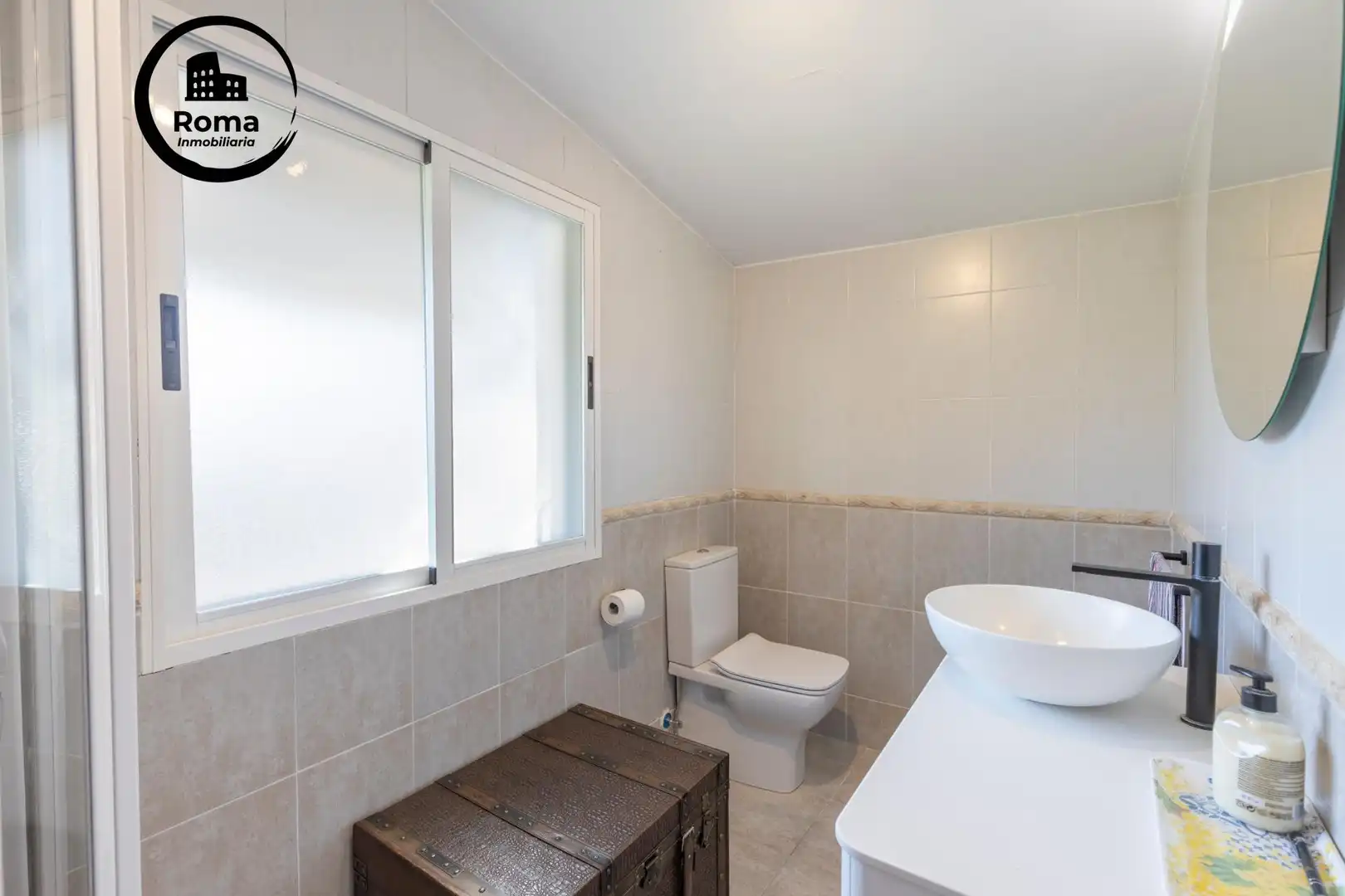 Baño de Casa o chalet en venta en Albolote con Aire acondicionado, Calefacción y Jardín privado