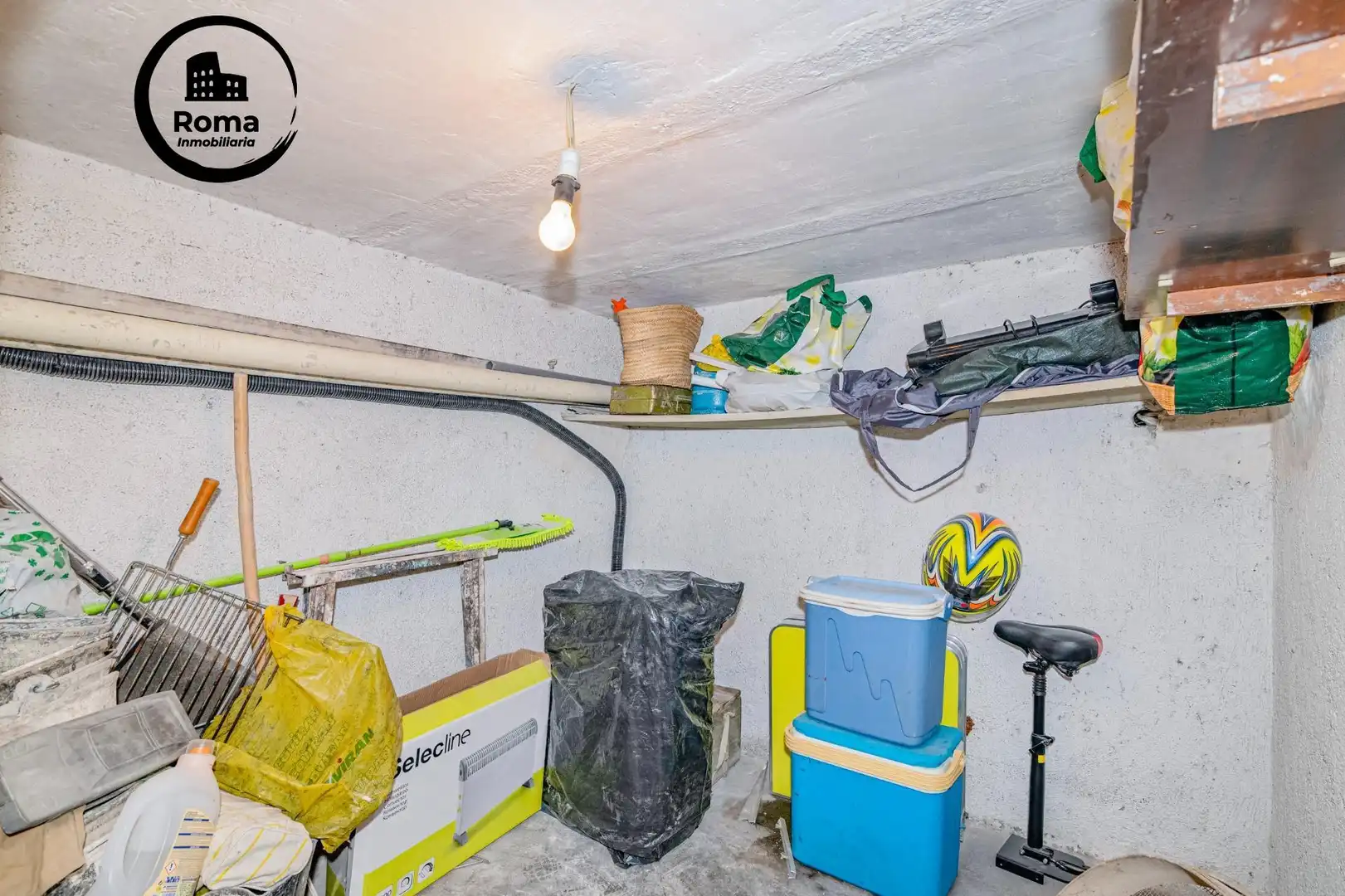 Flat for sale in Granada  with Air Conditioner, Terrace and Storage room