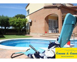 Swimming pool of House or chalet for sale in Ventalló  with Air Conditioner, Terrace and Swimming Pool