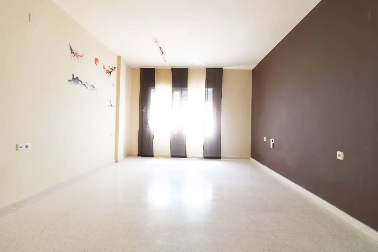Flat for sale in Sevilla  with Air Conditioner and Storage room