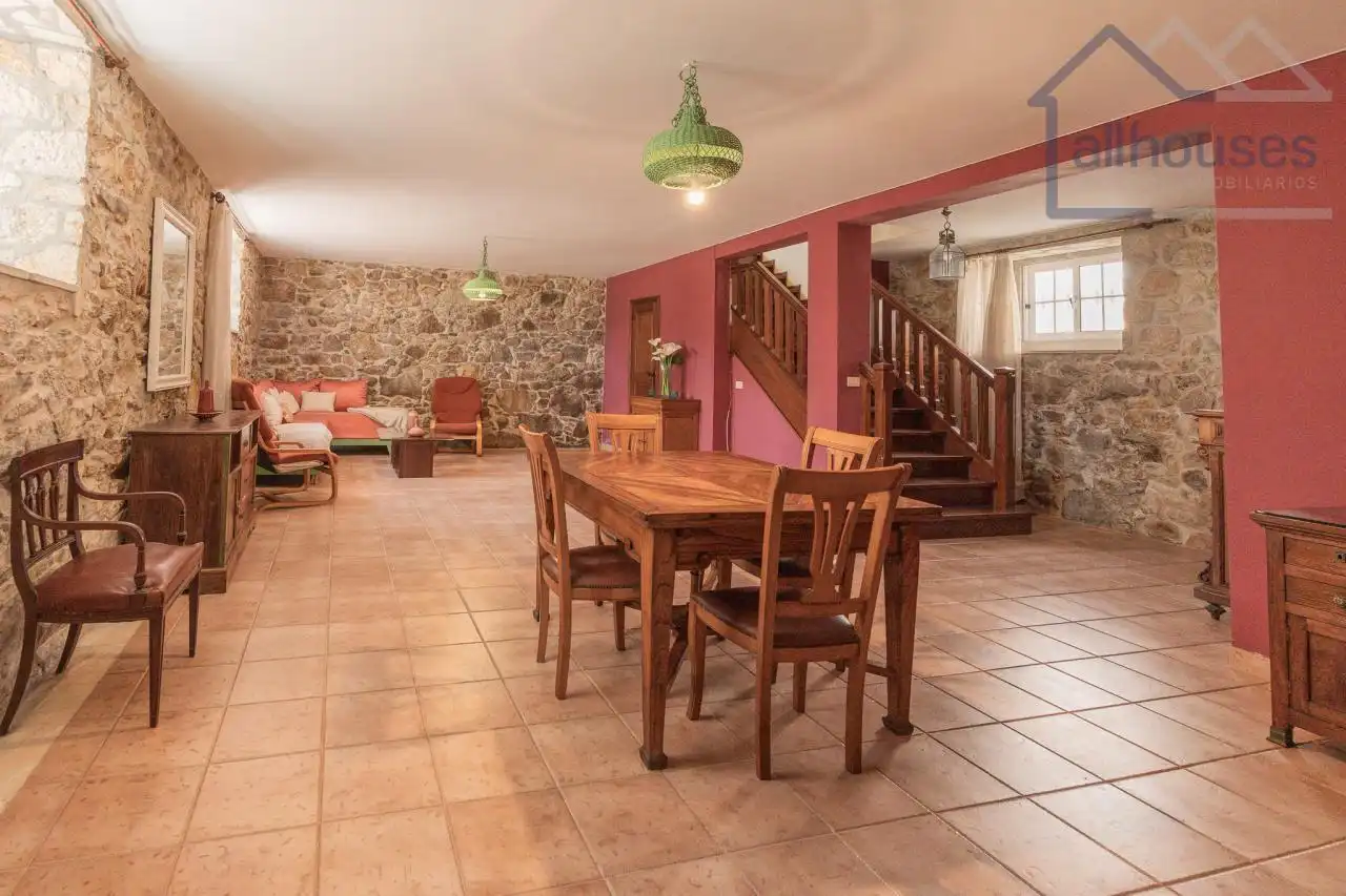 Casa rústica amb terrassa en venda a A Guarda, imagen 56