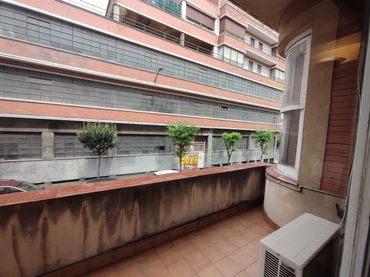 Oficina amb ascensor en venda a Calle Jose María Escuza