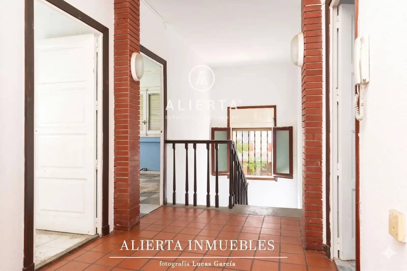 Vista exterior de Casa o chalet en venta en Zaragoza con Calefacción y Terraza