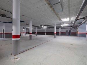 Garage to rent in Vélez-Málaga