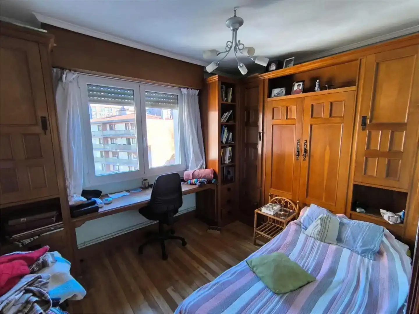 Habitación de Piso en venta en Bilbao  con Balcón