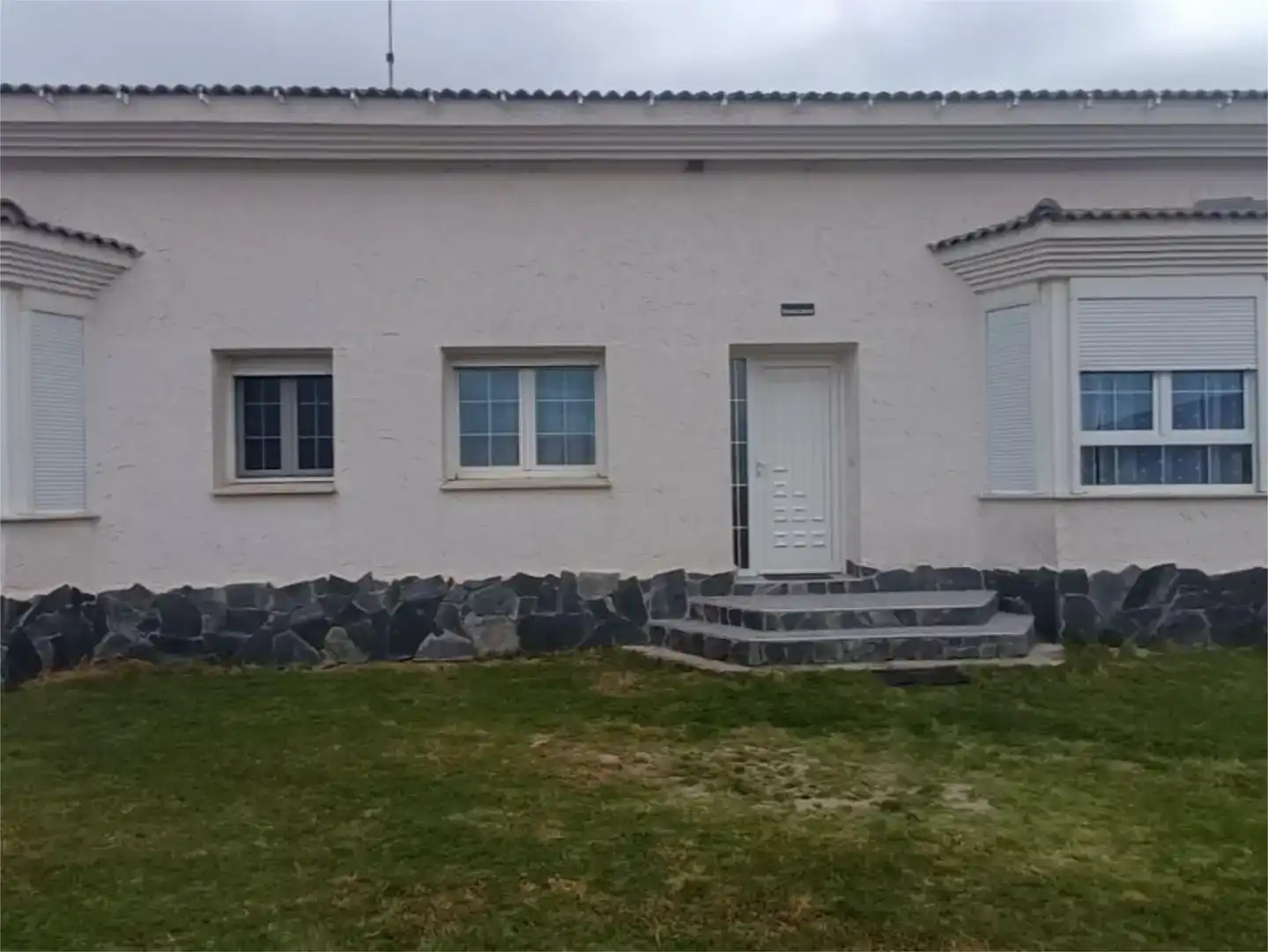 Exterior view of Flat for sale in Sanchonuño  with Heating, Private garden and Parquet flooring