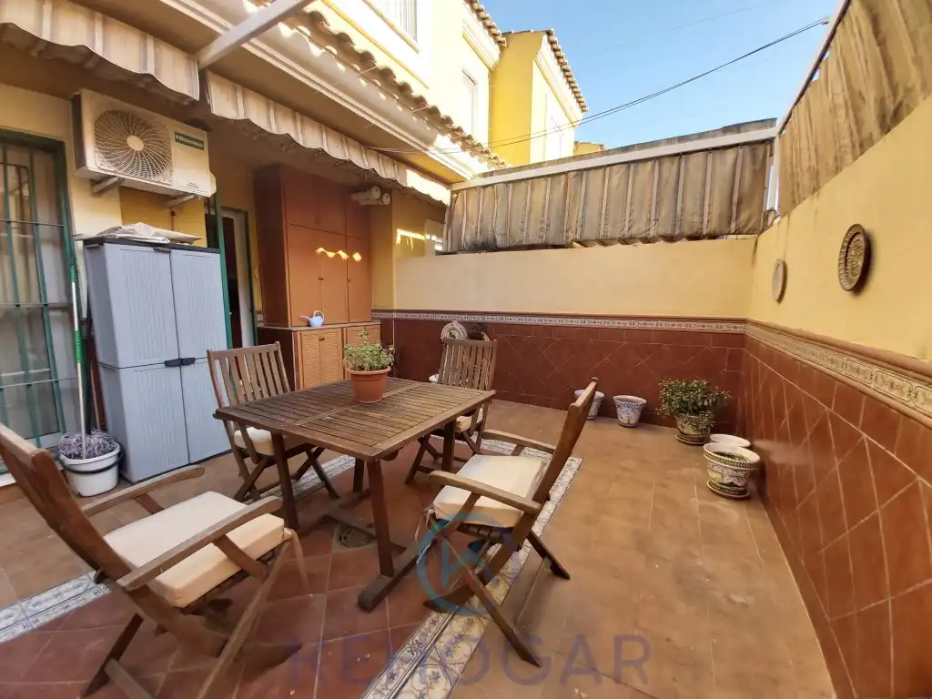 Terrassa de Casa o xalet en venda en Dos Hermanas