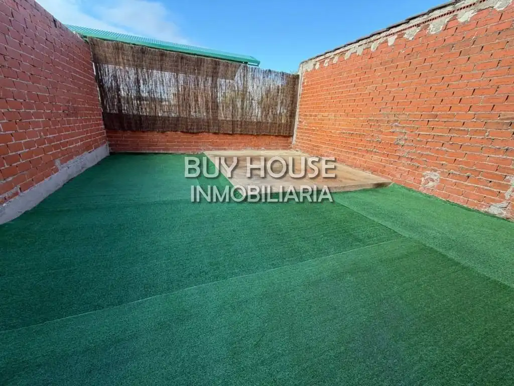 Terraced house with garden for sale in Cobeja, imagen 3