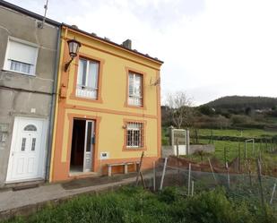 Jardí de Casa o xalet en venda en Viveiro amb Moblat