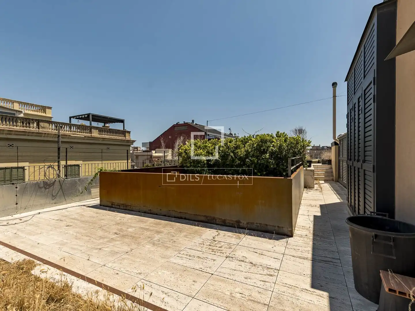 Terraza de Ático en venta en Barcelona con Aire acondicionado, Calefacción y Jardín privado