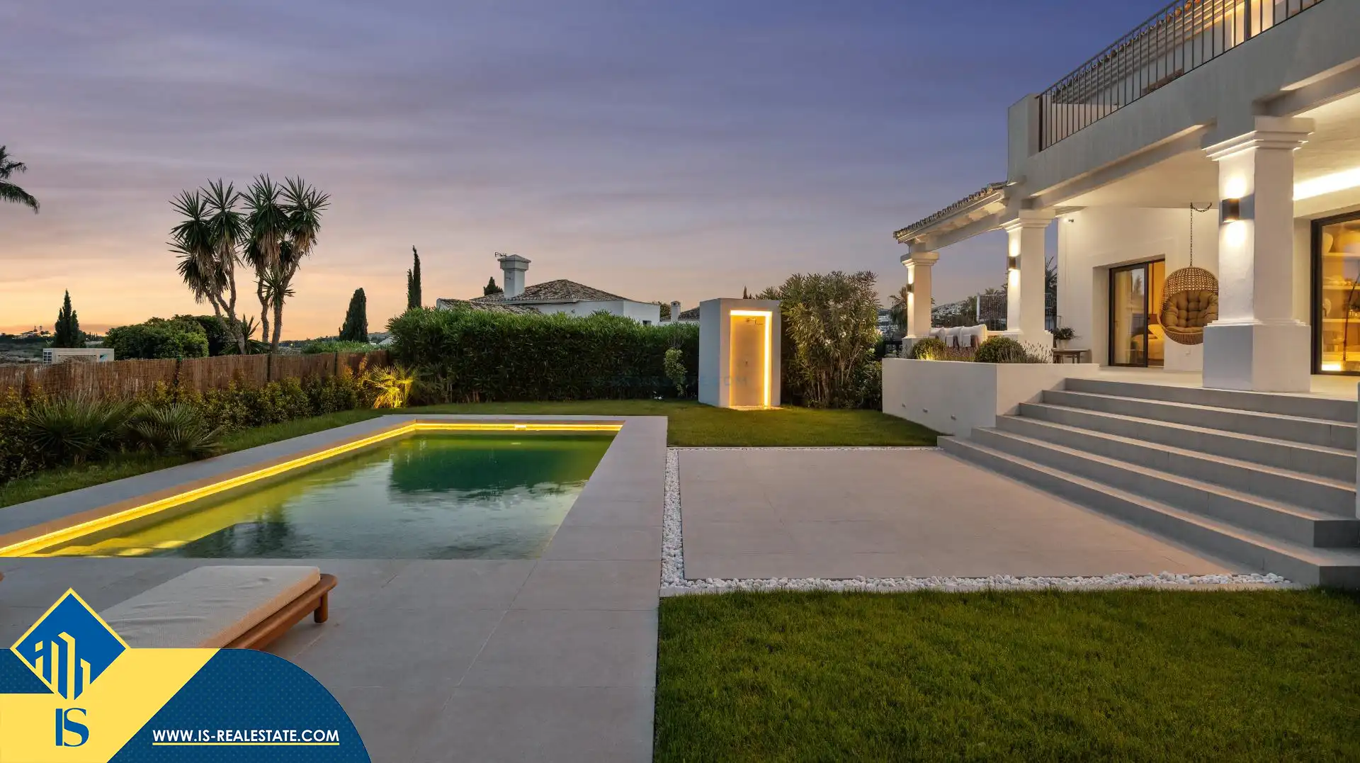 Chalet con piscina en venta en Nueva Andalucía, imagen 3