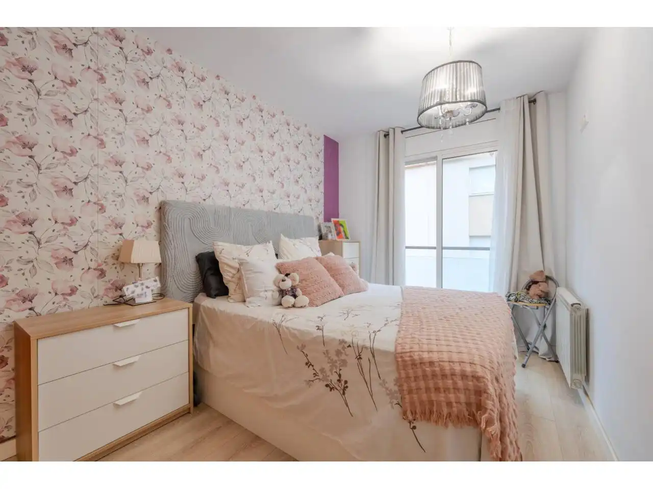 Bedroom of Flat for sale in Girona  with Heating, Parquet flooring and Storage room