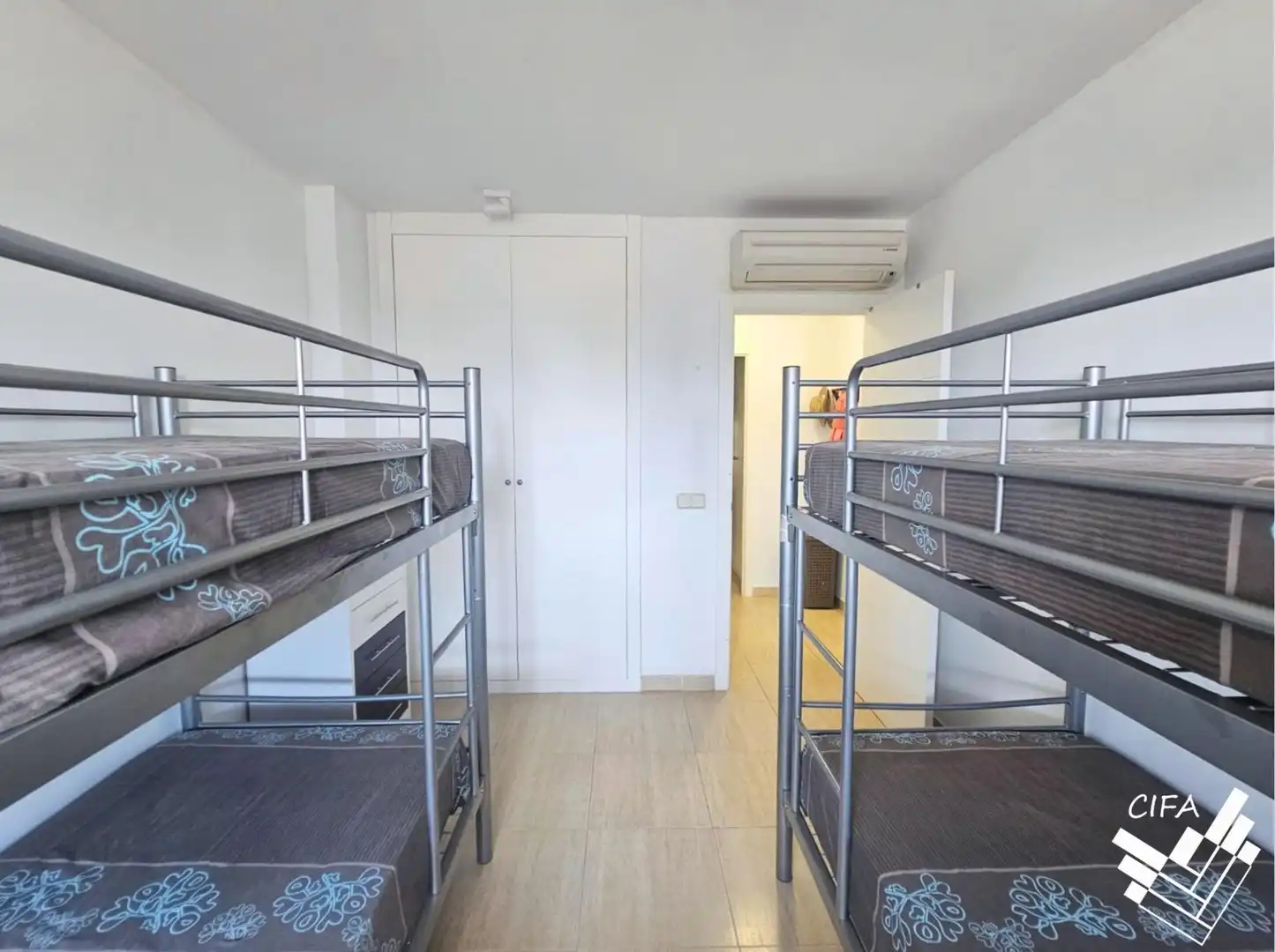 Dormitori de Apartament en venda en San Jorge / Sant Jordi amb Aire condicionat, Calefacció i Jardí privat