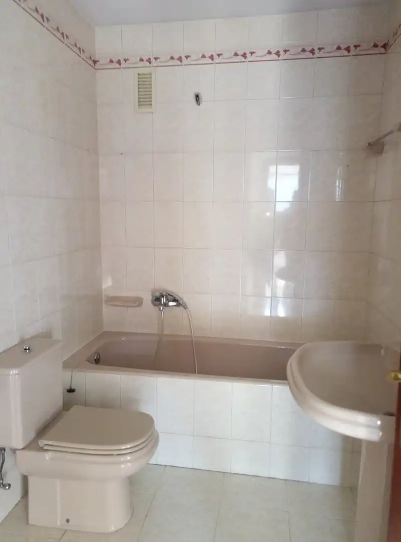 3-bedroom flat for rent in Escaldes-Engordany · 12 of 43