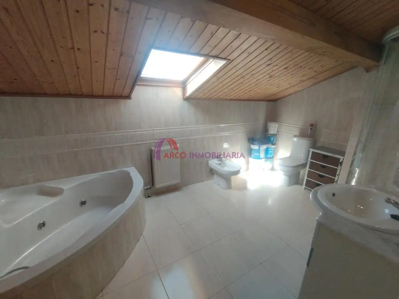 Casa adosada en venta en Quintanilla Vivar, Burgos