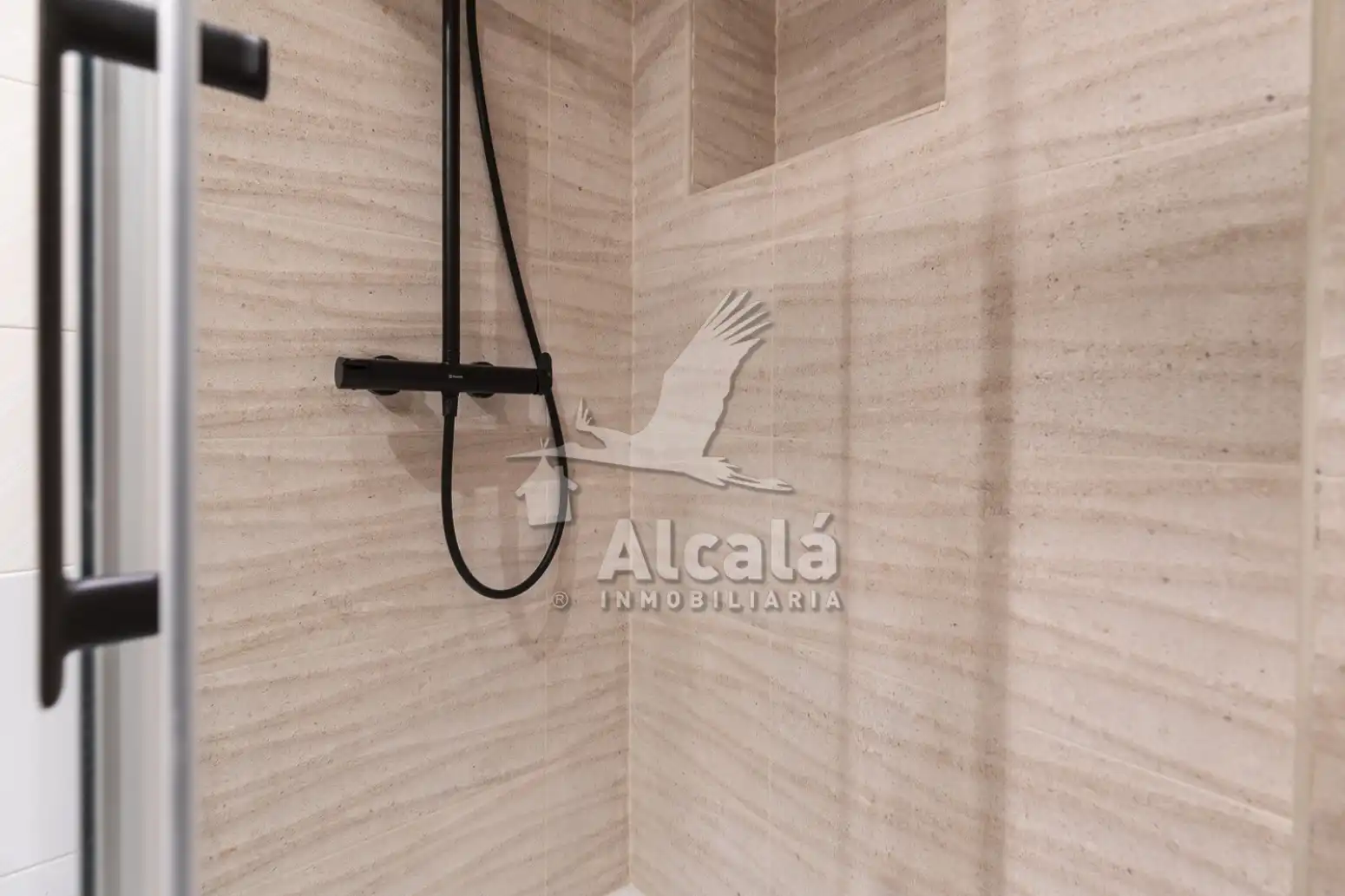Badezimmer von Wohnung zum Verkauf in Alcalá de Henares mit Heizung und Terrasse