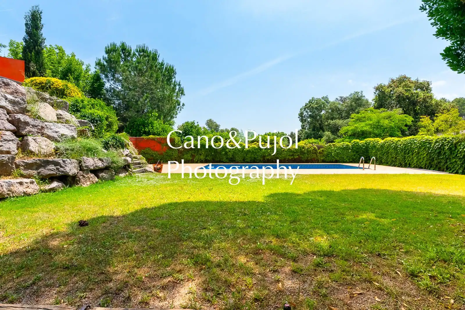 Jardí de Casa o xalet en venda en Cerdanyola del Vallès amb Aire condicionat, Calefacció i Terrassa