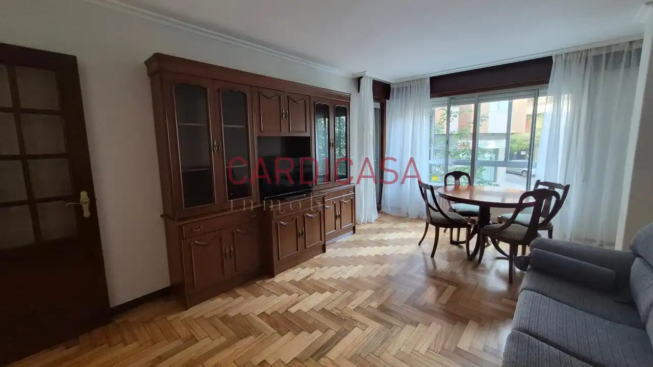 Living room of Flat for rent in Vigo   with Heating, Parquet flooring and Terrace
