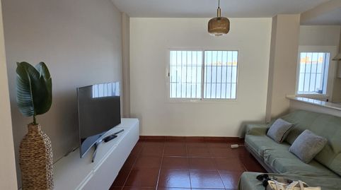 Foto 2 de Casa adosada en venda a Calle Séneca, 6, Campillos, Málaga