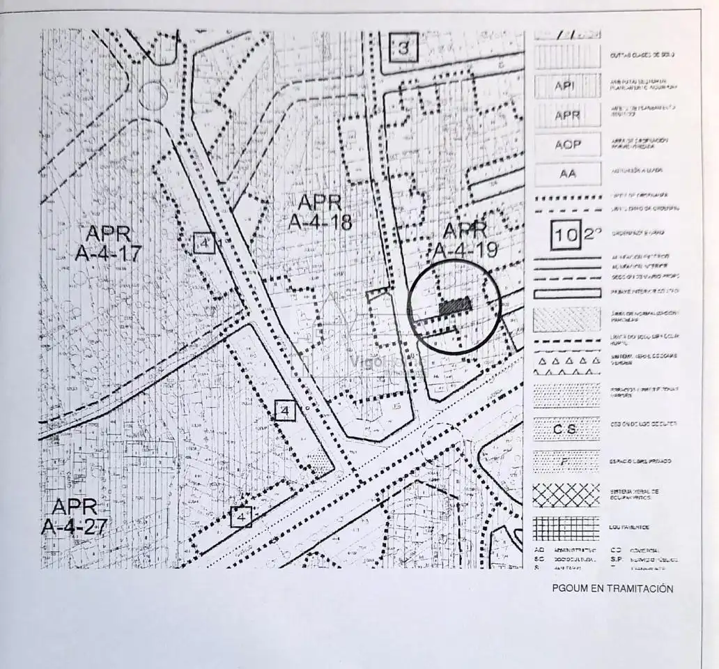Planta baja en venta en Vigo  con Calefacción