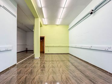 Local comercial en alquiler en Carrer Macià Mallol i Bosch 1B